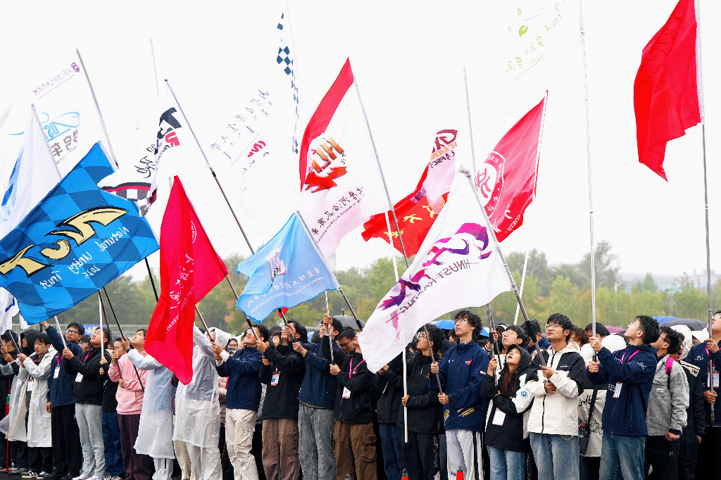 直击郑州FSC开幕式;赛车列阵,“野趣”登场,一场青春盛宴开启